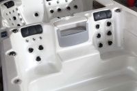 СПА бассейн с противотоком Bigeer Леоне BG-6609 СПА бассейн с противотоком Bigeer Леоне BG-6609