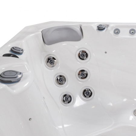 Спа бассейн Wellis Marbella