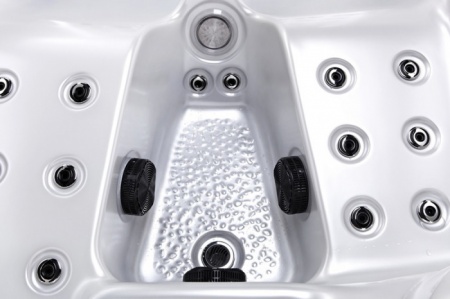 Мини спа-бассейн SR-808А Мини спа-бассейн SR-808А